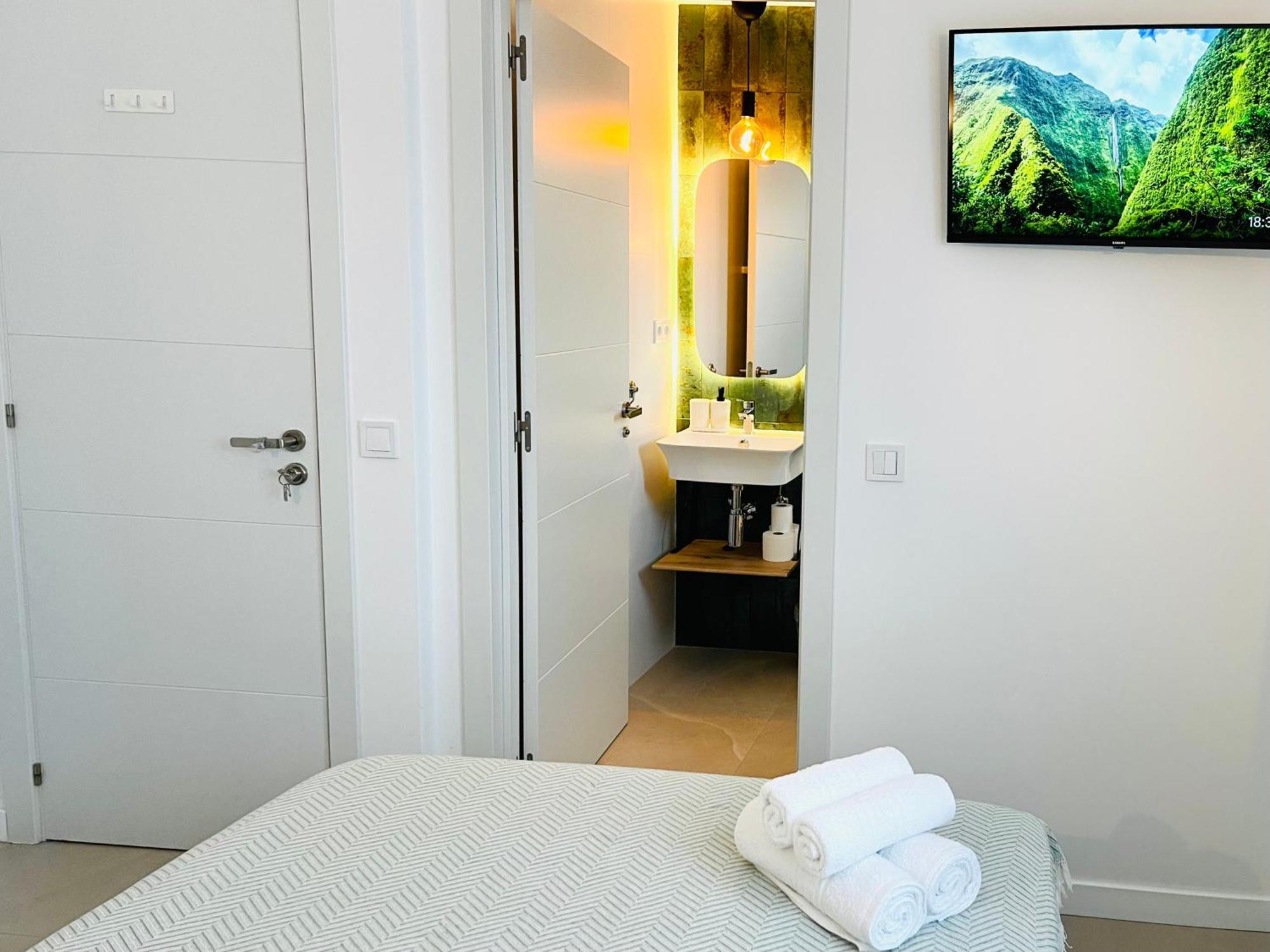 Solaz Malaga, Shared Apartment Eksteriør billede